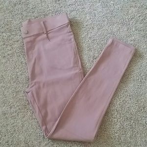 Skinny jegging